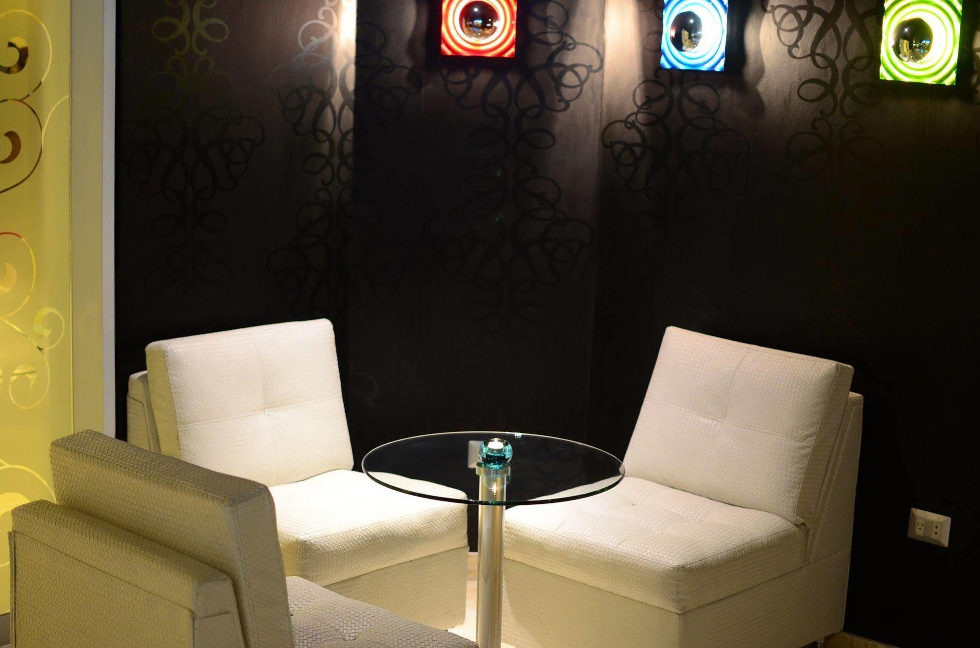Casa Andina Standard Trujillo Plaza Hotel Екстериор снимка