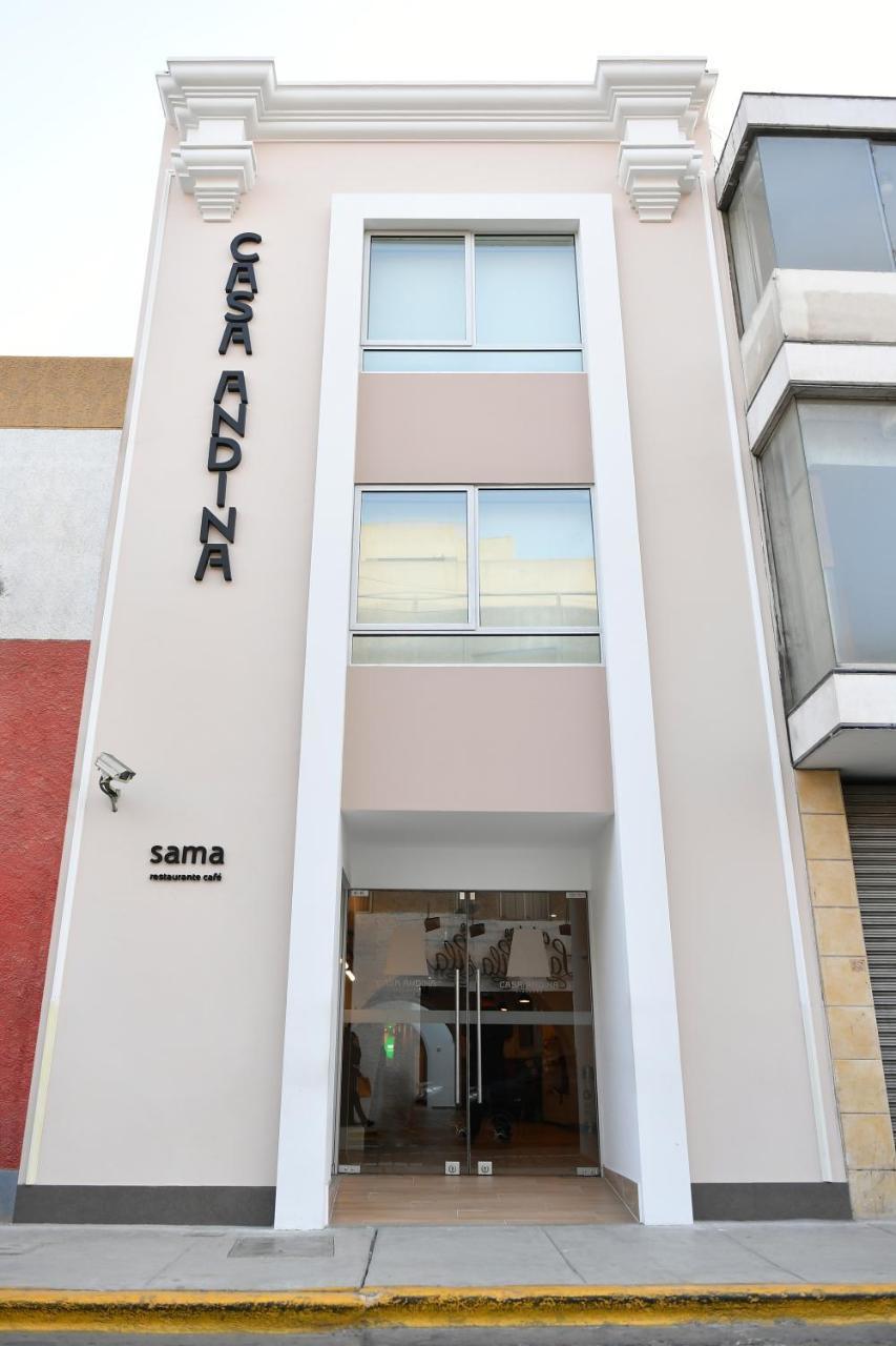 Casa Andina Standard Trujillo Plaza Hotel Екстериор снимка